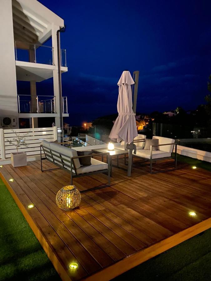 Ellavis Apartments Kültér fotó