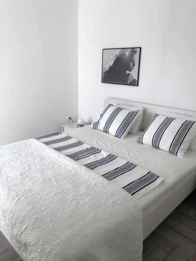 Ellavis Apartments Kültér fotó
